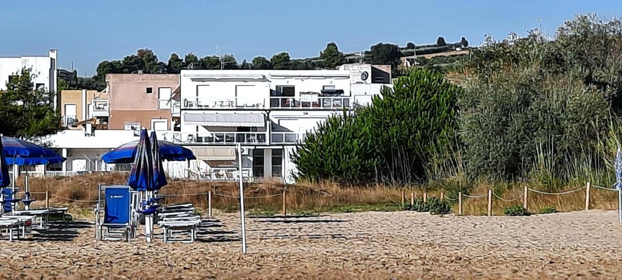 Finestra Sul Mare Apartamento Vasto Exterior foto