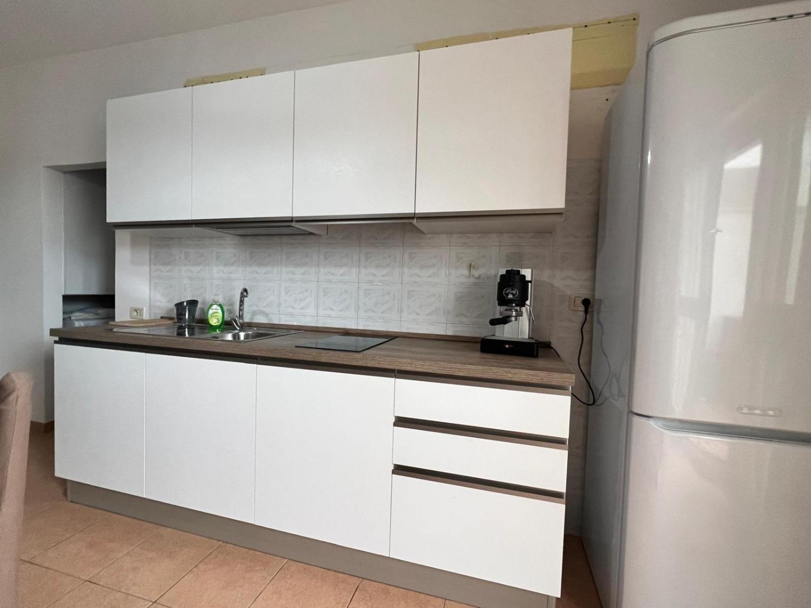 Finestra Sul Mare Apartamento Vasto Exterior foto